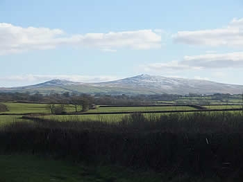 Photo Gallery Image - Views across the Parish to Yes Tor